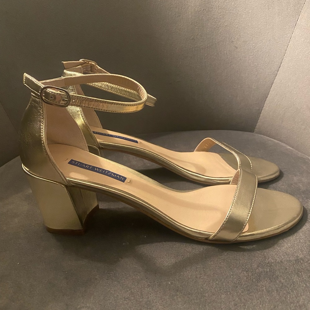Stuart Weitzman Nearlynude block heels metallic gold